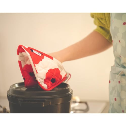 Wpc. Patterns Pot Holder, Fruit Blue, Women's, Mitten, Pot Holder, Trivet, Nordic Retro Kitchen Accessories, Perfect for Single Living, Cooking, Women