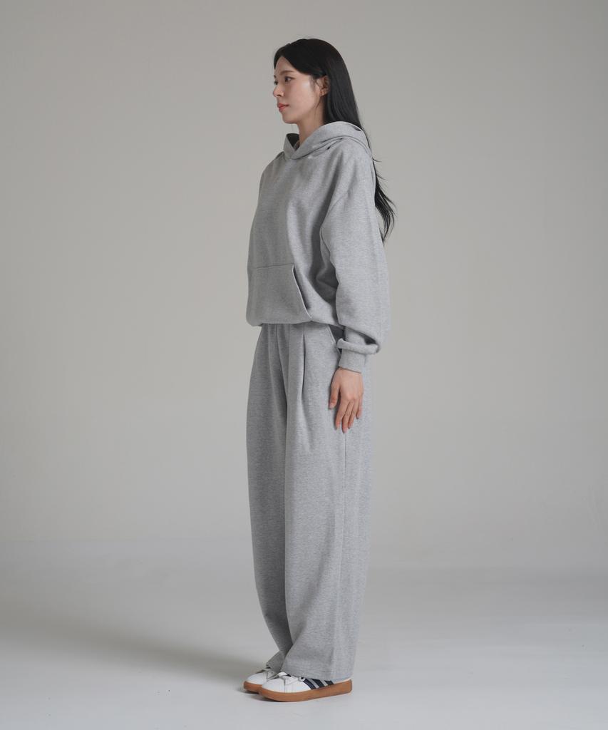 Noming One-Pleat Wide Sweatpants - Gray