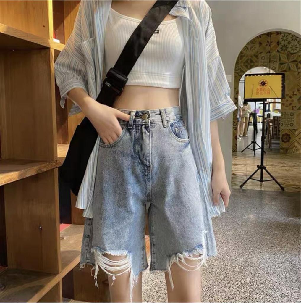 2022 Summer Trendy Women's High-Waisted Ripped Denim Shorts - Loose, Wide-Leg, Mid-Length