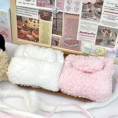 Bebek ve Peluş Oyuncaklar – Bebek aksesuarları ve kıyafetleri