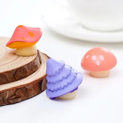 Realistic Mushroom - Shaped DIY Decoration Accessories: Ideal for Tabletop Display