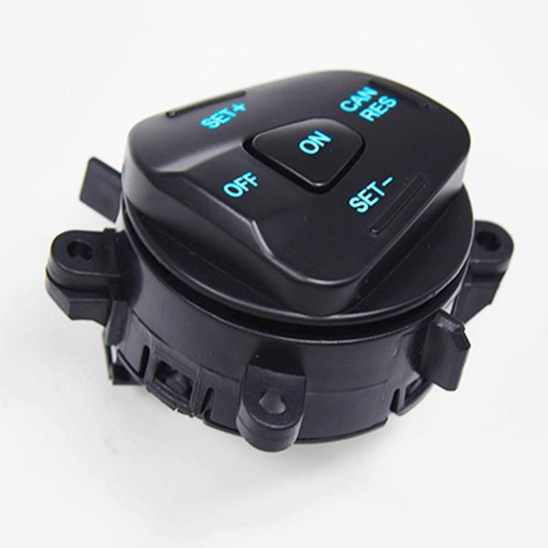 Passend für Ford Fiesta Mk7 Mk8, Focus EcoSport (Baujahre 2013-2015) – rechter Tempomat-Schalter.