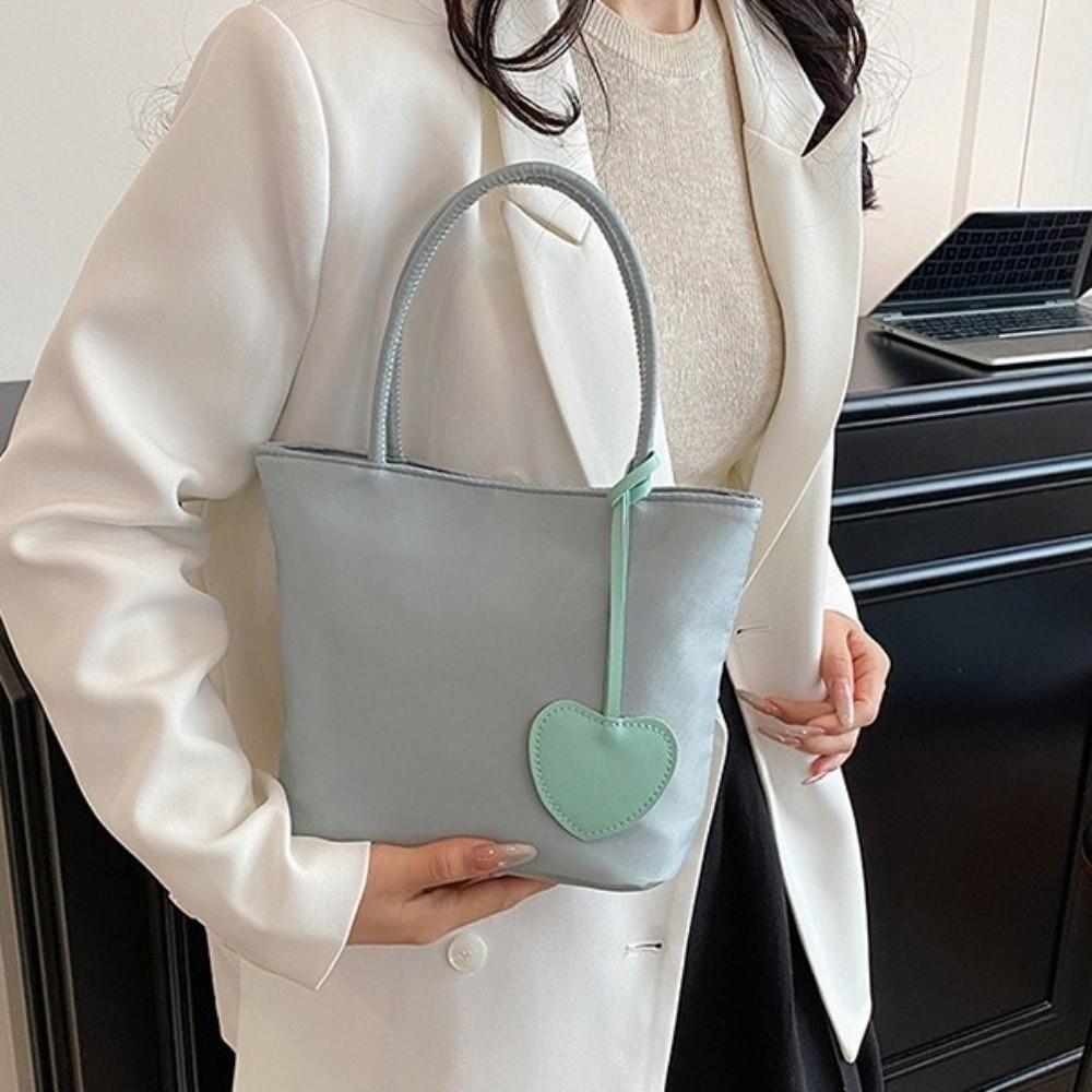Mit Herzanhänger Unterarmtasche Koreanischer Stil Oxford-Stoff Umhängetasche Nylon-Tragetasche Damen