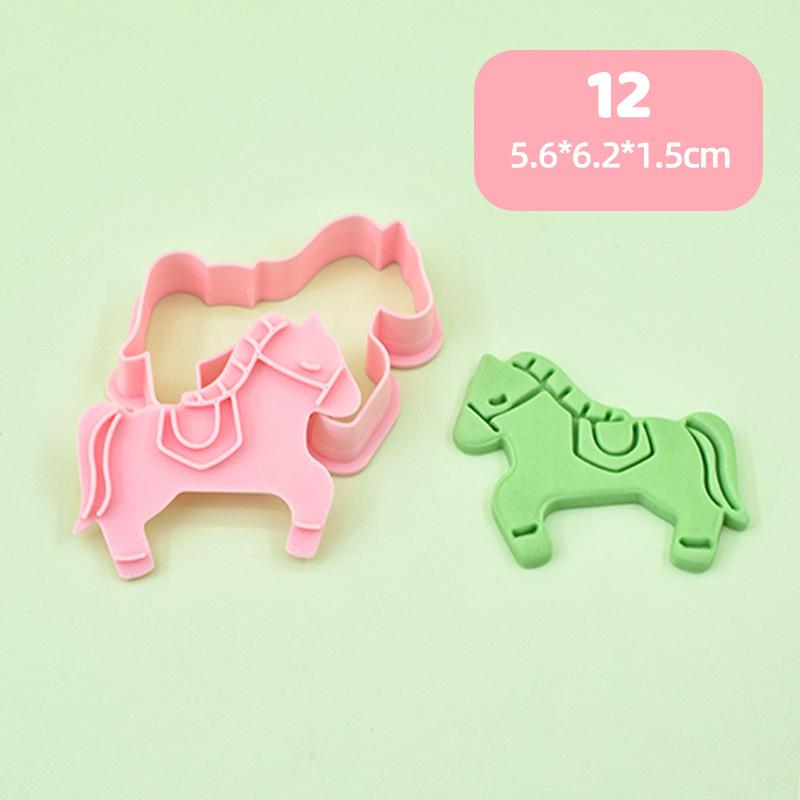 Year Of The Horse Cookie Cutters Chinese New Year 3D Cartoon Horse Shape Pressable Biscuit Mold Cookie Stamp Kitchen Baking Tool