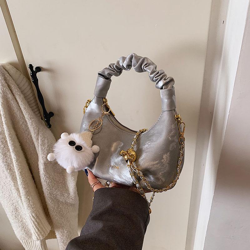 Niche Design Bag Women's Spring Summer 2025 New Fashion Chain Shoulder Messenger Bag Pleated Portable Dumpling Bag