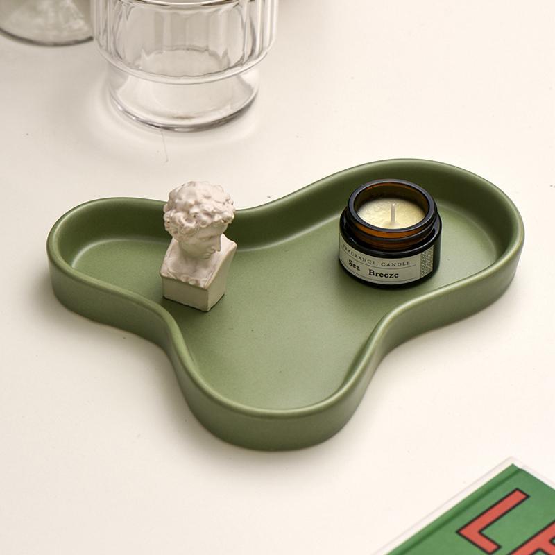 Nordic Style Irregular Ceramic Plate Cake Plate 8 Inch Jewelry Storage Tray Aromatherapy Tray Home Decoration Accessories