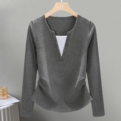 Herbst V-Ausschnitt Langarm T-Shirt für Damen High-End Modisches Design mit einer gerafften Taille und schlankmachendem Oberteil