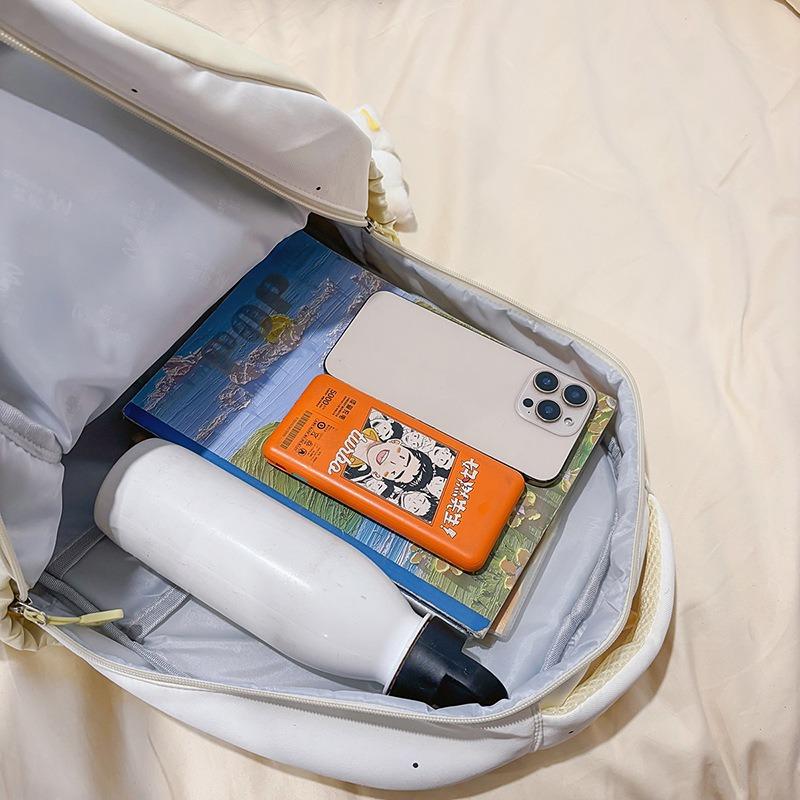 Light and Large-capacity Backpack, New High-value, Fresh and Sweet Plaid Schoolbag for Junior High School Students