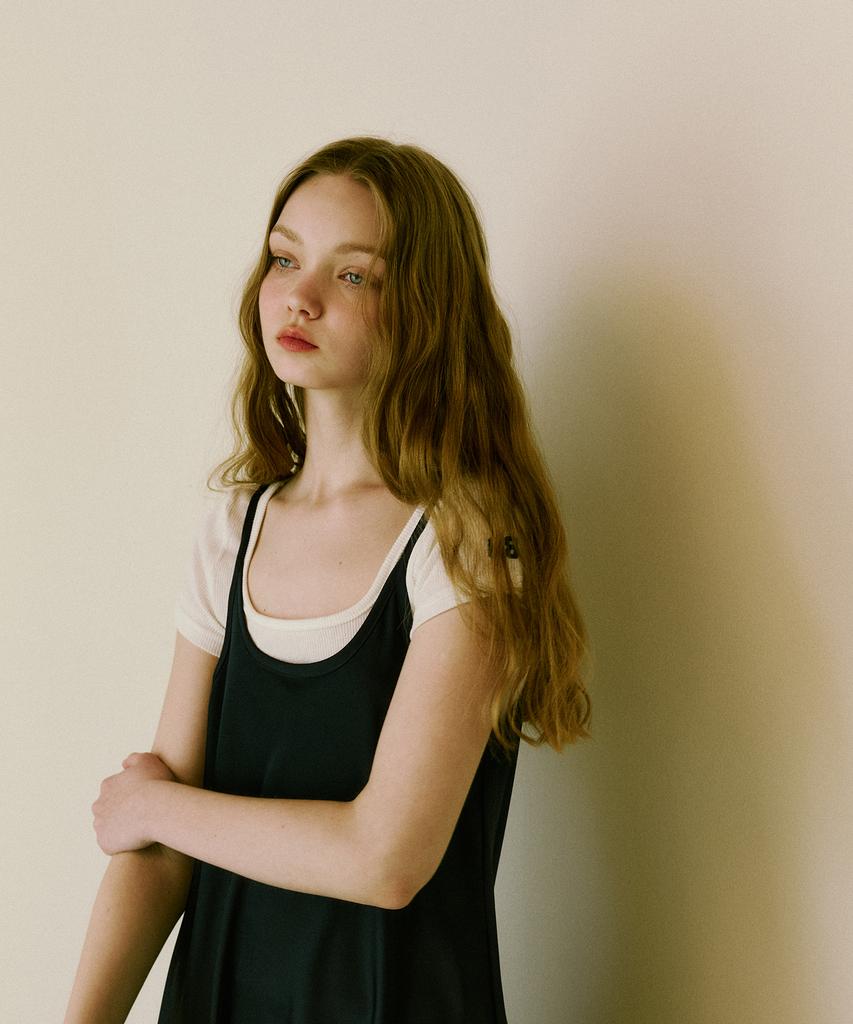 GREENBUTTER Square Neck 08 Tee (Ivory)