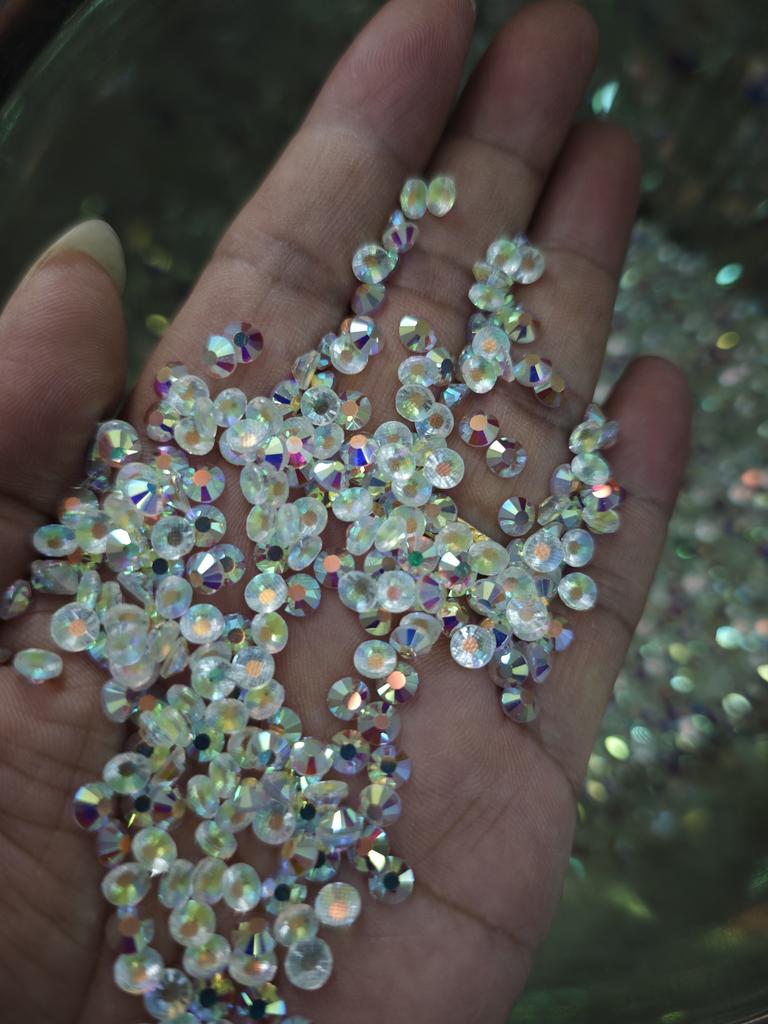 ZK Eco-Friendly Premium Crystal White Naked Diamond AB SS6-SS20 Flat Back Heat Fixed Glass Rhinestones 12 Facets for Wedding