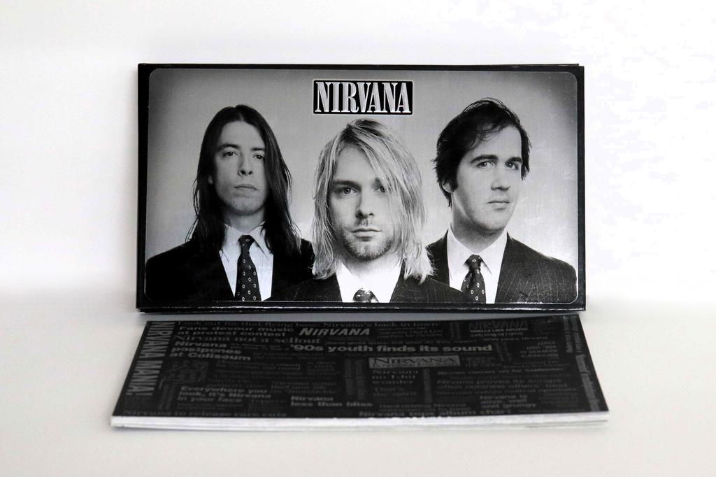 CD NIRVANA - With The Lights Out B000372700 DGC 2004 US Rock Used