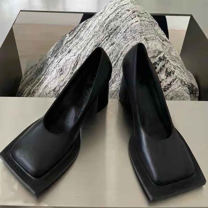 Fashion Mary Jane Single Shoe Women'S 2026 Spring New Style British Low Heel Square Toe Sealed Sail Thick Heel High Heels