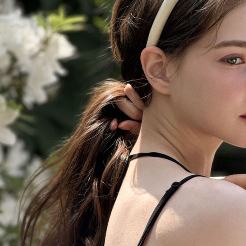 

Другой из мин Другой Логотип Сатиновая Повязка для Волос Слоновая Кость ivory