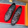 New Luxury Designer Men's Charm Patent Leather Slip On Shoes Male Formal Wedding Prom Dress Homecoming Sapatos Tenis Masculino