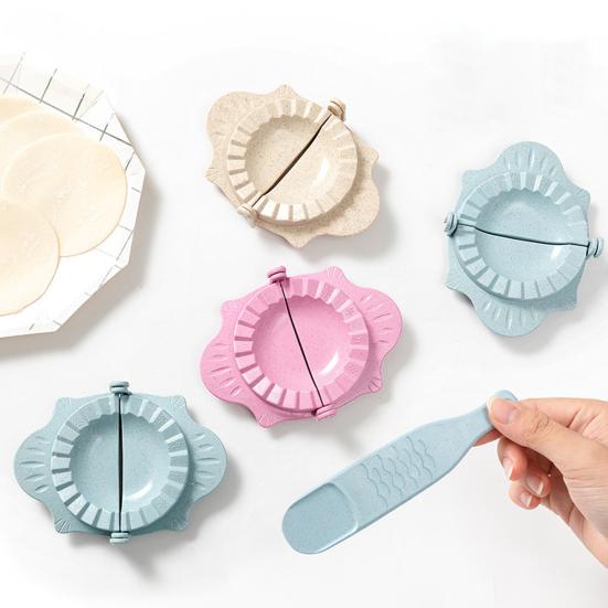 Dumpling Maker Dough Press Mold