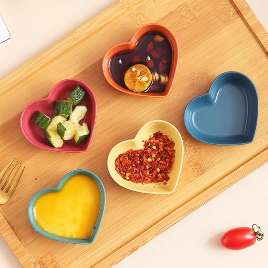 Dessertteller, herzförmig, stapelbar, sturzfest, waschbar, Sound-Konstruktion, Lebensmittel-Anti-Deformations-Gewürzteller für das Esszimmer
