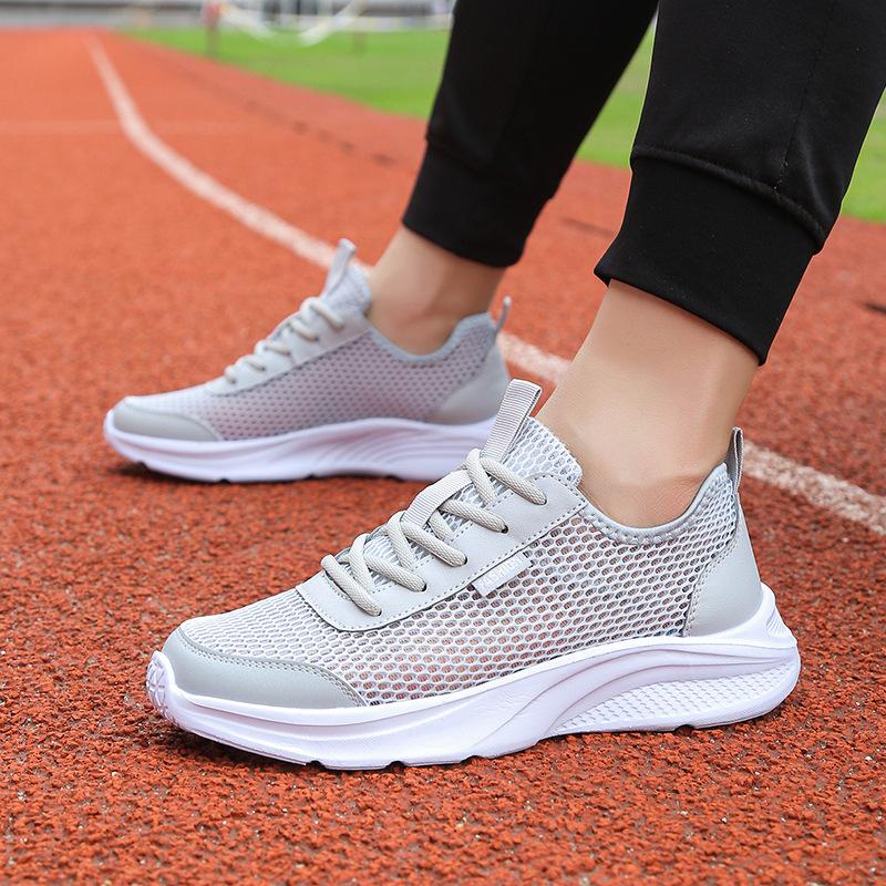 Summer Hollow Mesh Men's Shoes Breathable Thin Casual Sports Shoes Men's Lightweight Soft-soled Travel Mesh Shoes