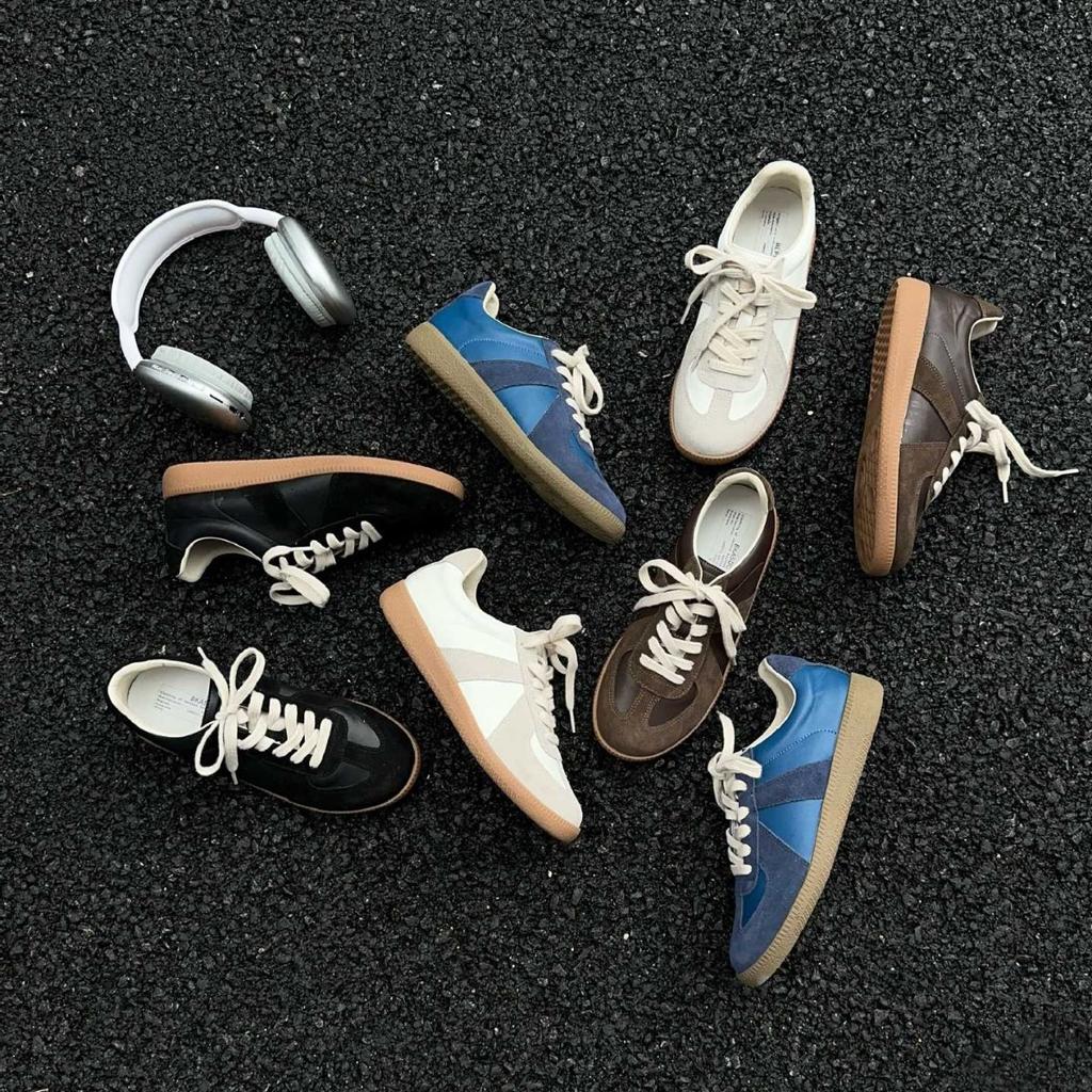 Rindslederversion von koreanischen farblich passenden Leder-Trainingsschuhen, neue Retro-Freizeit-Sportschuhe mit runder Zehenpartie und Schnürung, flache weiße Schuhe