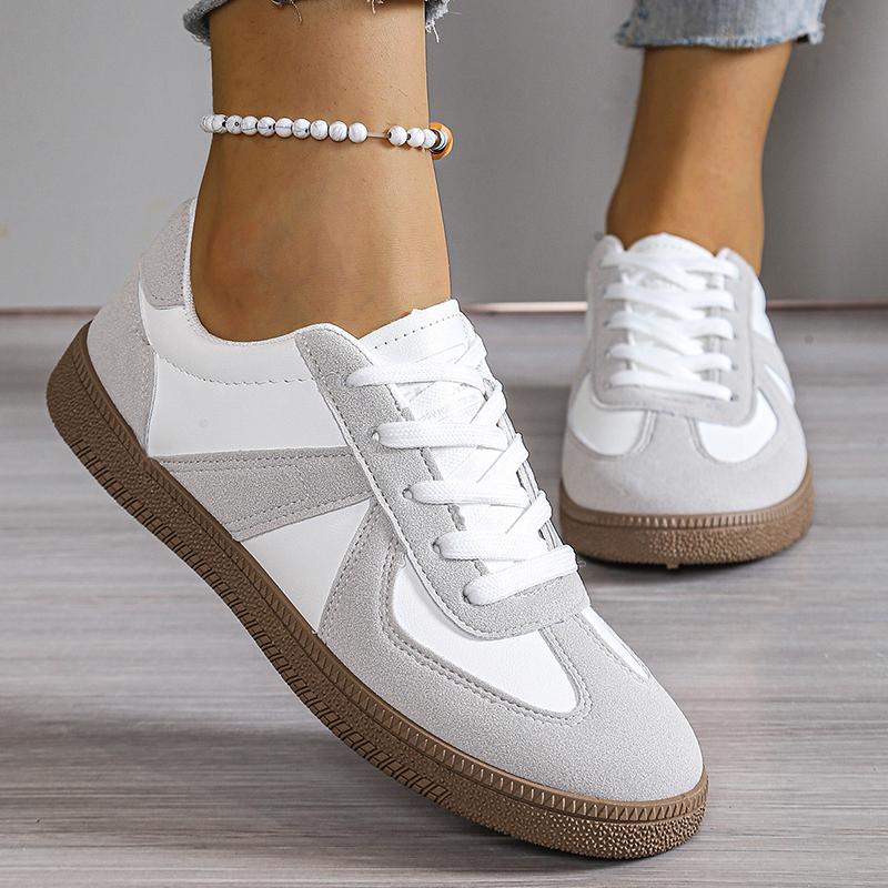 Fashion 2025 New Patchwork Flat Heel Sneaker Women Spring Autumn Soft Sole Casual Shoes Woman Lace Up Non Slip Tennis Running Shoes