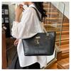 Fashion Versatile Women's Shoulder Bag For Commuter  Large Capacity Casual Tote Chain Strap Ladies Handbags Crossbody