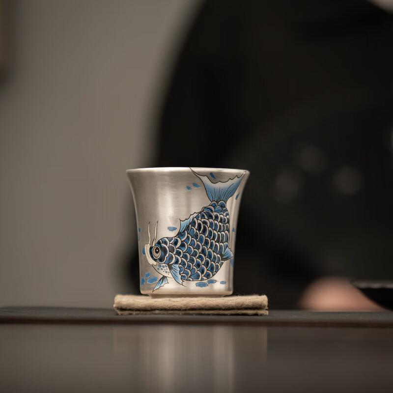 Su s Ceramic Gilded Silver Arowana Master Tea Cup