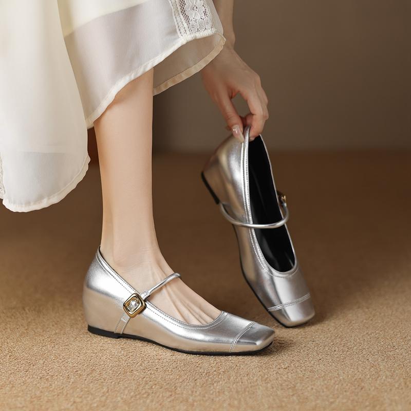 Fashion Women's new spring and autumn square toe with increased height, mid heel, large metal belt buckle, Mary Jane single shoes
