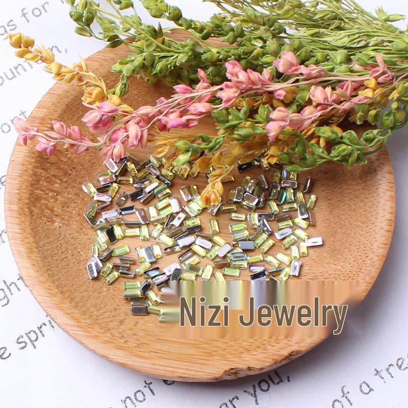 

Акриловые стразы для дизайна ногтей прямоугольной формы цвета AB (2x4 мм) – Аксессуары для красоты 200 pcs/small pack