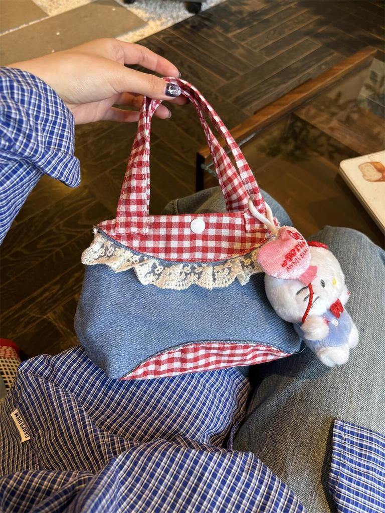 Korean Artistic Retro Plaid Handbag with Lace Trim In Red & Blue