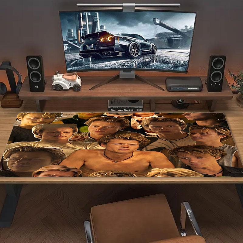 Rudy Pankow JJ Maybank Large Size Mouse Pad Large Gaming Table Cushion Non-slip Laptop Tablet Big Mousepad XXL Mat Mini PC Playmat With Lock edge