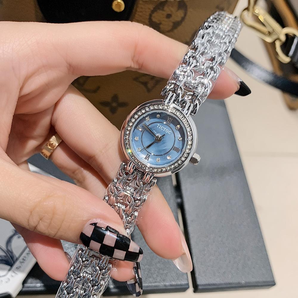 Damenuhr Heißes Modell Kleine Runde Uhr Ins Design Temperamentuhr Damen Leichter Luxus Nische Damenuhr