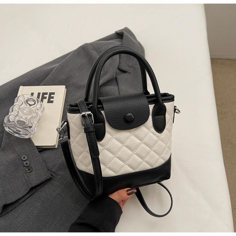 

French fashion handbag 2025 summer new women s bag casual diamond bucket bag niche contrasting messenger bag