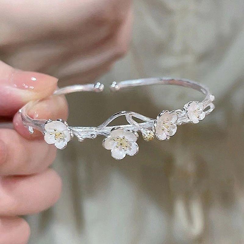 Sansheng III Cherry Blossom Bracelet Female Student Niche Fresh Versatile Bracelet New for Girlfriend