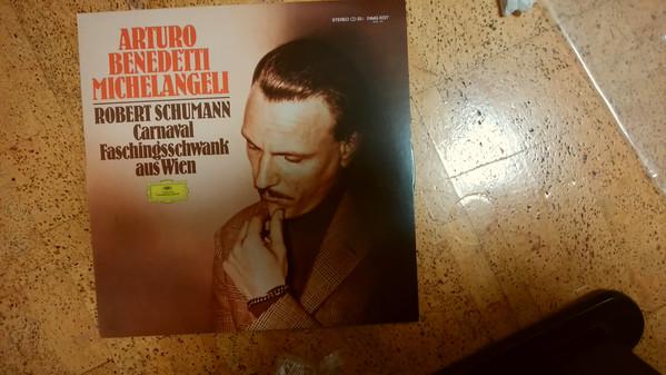 

LP Record ARTURO BENEDETTI MICHELANGELI Robert Schumann Carnaval Faschin 24MG0227 DEUTSCHE GRAMMO Japan Classical Used