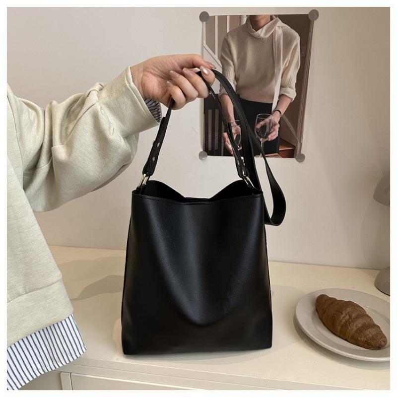 Large Capacity Retro Simple Korean Style Fashion Single Shoulder Crossbody Bucket Bag