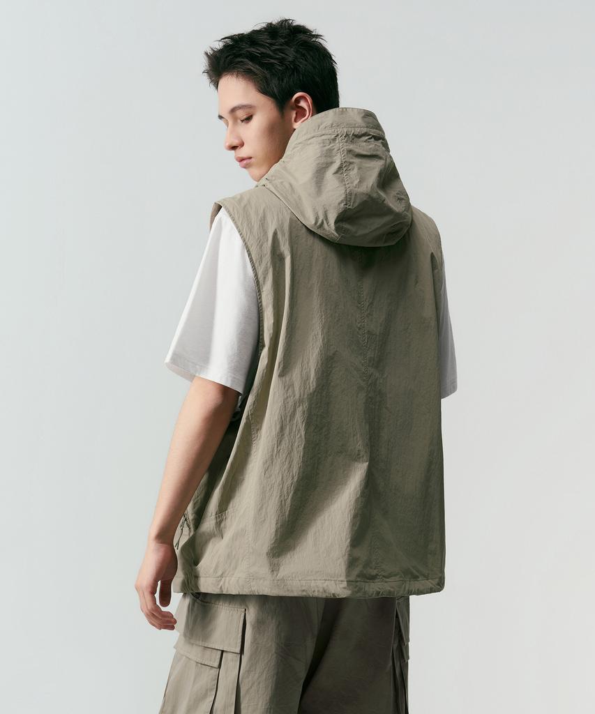 Musinsa Standard [City Leisure] Detachable Sleeve Windbreaker Jacket [Grayish Beige]