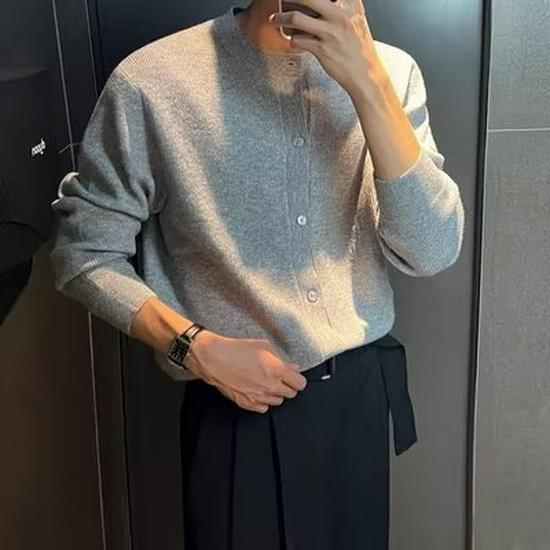 Мужской вязаный кардиган - весна осень зима Корейский модный свитер с круглым вырезом повседневный стиль коллекция 2023 года M 2416₽