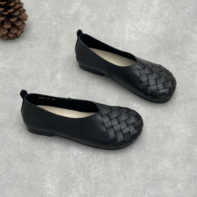 

Johnature Handmade Genuine Leather Woven Slip-on Shoes Retro Loafers Round Toe Soft Soled Women s Shoes 35 чёрный