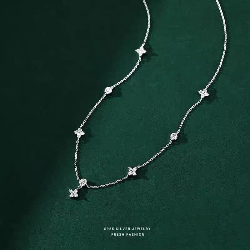 Elegant 925 Sterling Silver Four-Leaf Clover Necklace for Women - Luxury Tassel Clavicle Chain
