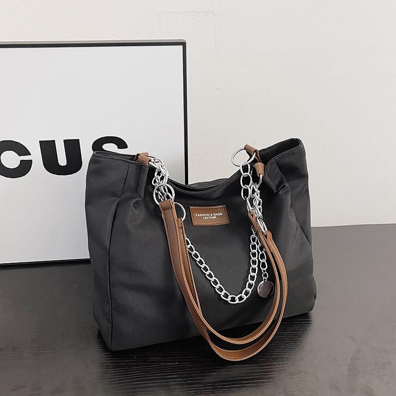 

This Bag Has A Large Capacity, Is A Niche and High-end Style for Girls In Autumn, and Is A Versatile Student Handbag чёрный