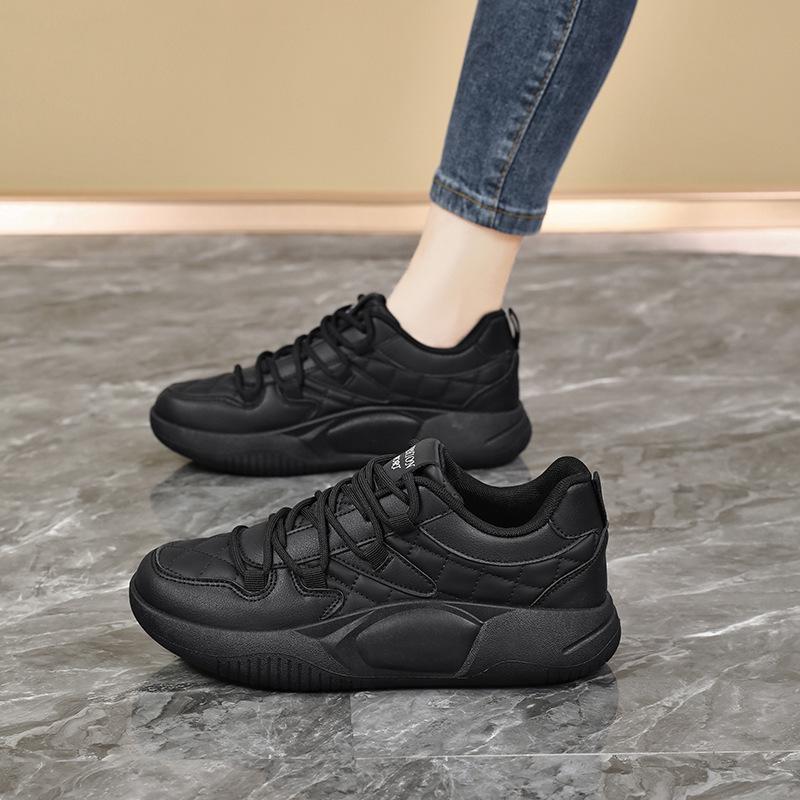 All-Black Women s Cushioned Walking Shoes: Non-Slip, Warm, and Cozy for Fall/Winter. 34