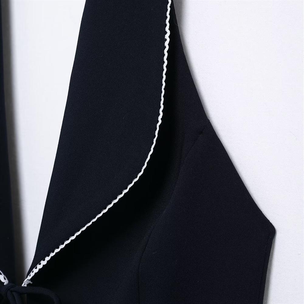 Spring 2025 Women's Slim Halter Neck Top with Bow-Knot Detail