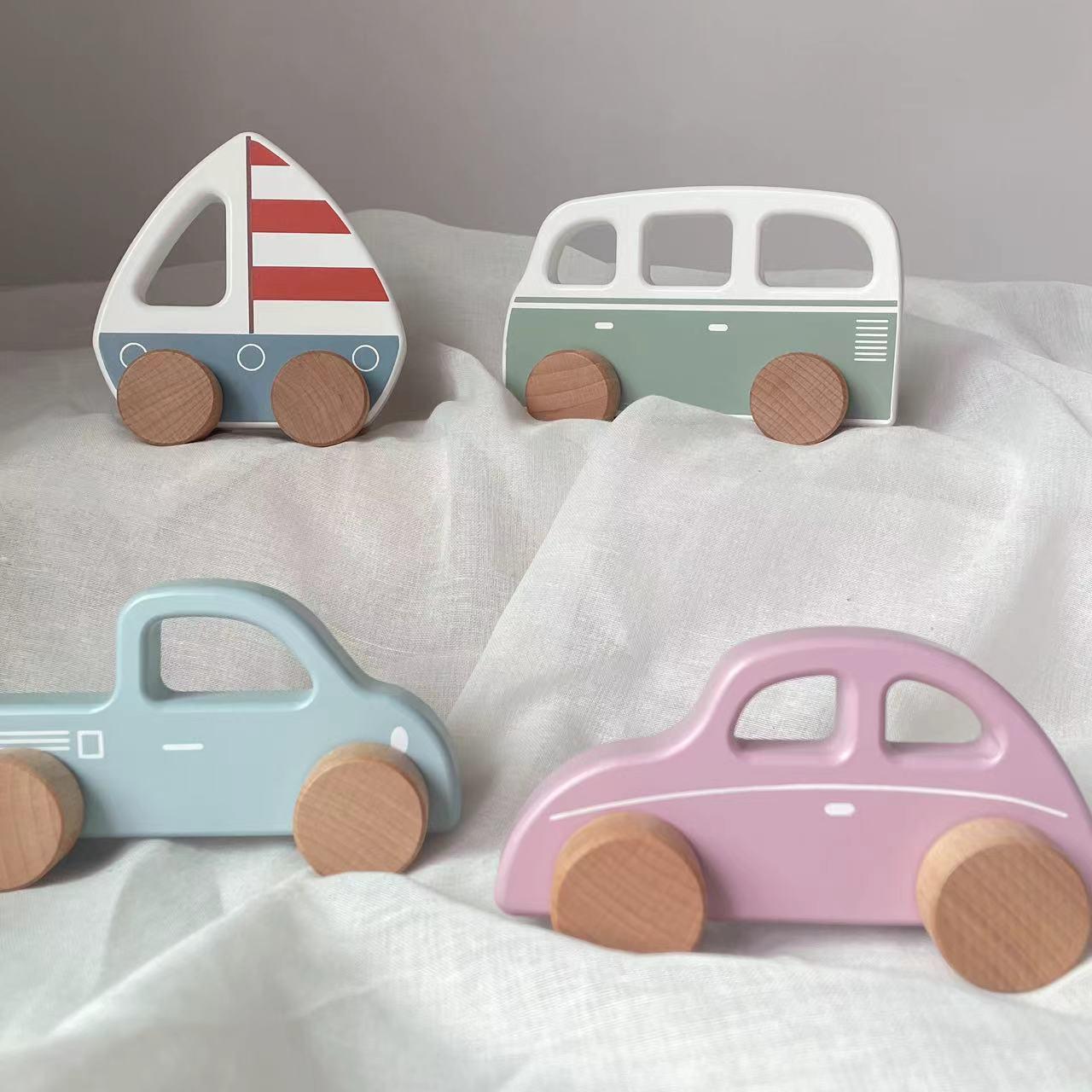 

Wooden Inertial Pull-Back Car: Infant Early Education Push & Grasp Camping Car