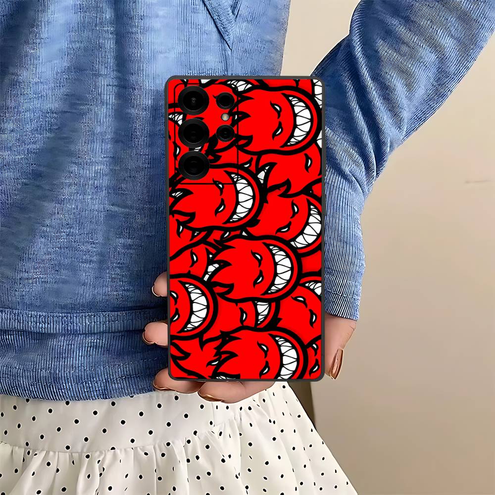 

Fashion S-Spitfire Skateboard Phone Case For Samsung S 24 Fe 25 Ultra Plus 20 Lite 21 30 22 23 24 22 Ultra 5G Fundas Samsung S30 5G