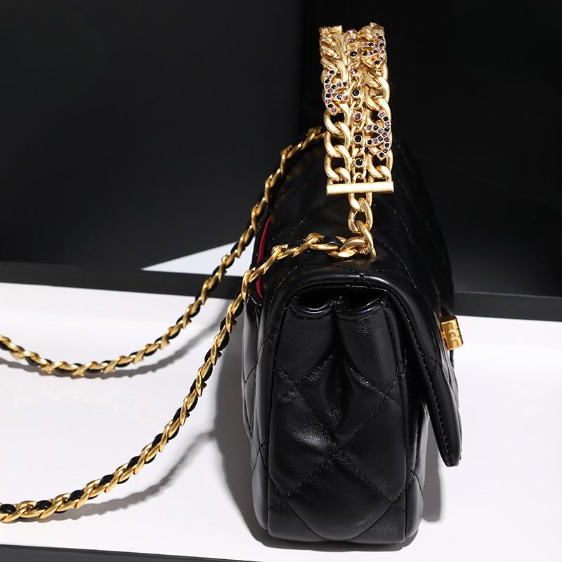 French Small Fragrance Style Light Luxury Women's Bag Fashion Trend Shoulder Bag Diamond Chain Underarm Bag Fashionable High End Portable