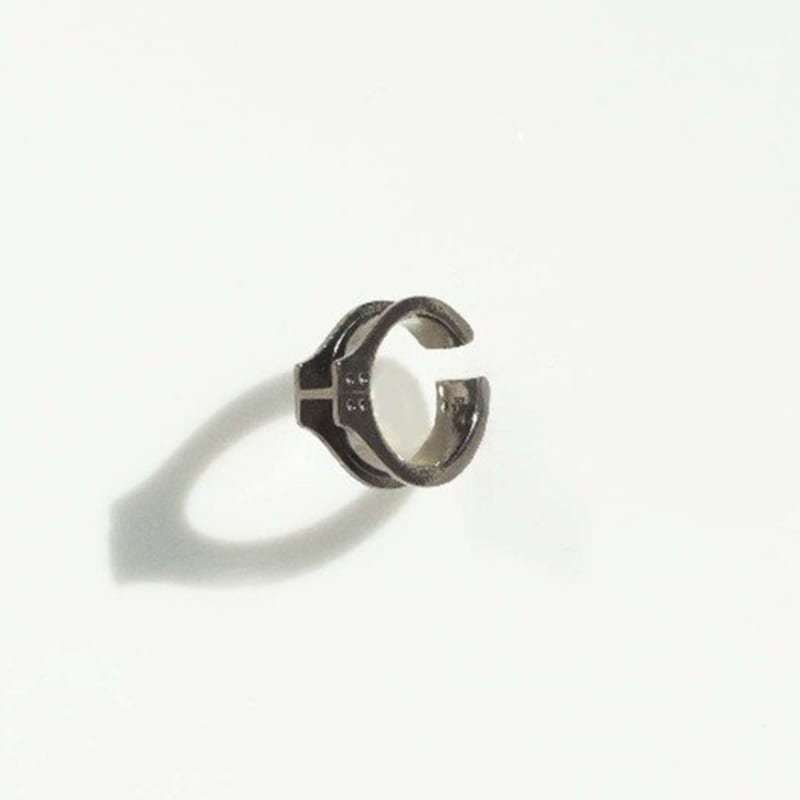 LINKY LABORATORY H beam basic earcuff