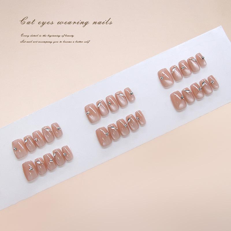 Handmade prefabricated nail ice shining diamond water light cat eye girl cold feeling European and American ins wind removable manicure 30 pieces