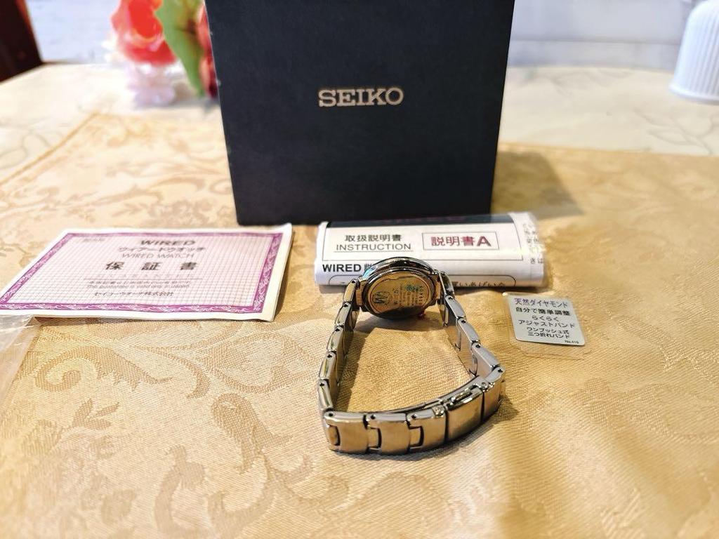 [USED] Seiko WIRED Watch with Natural Diamonds and Easy-Adjust Band