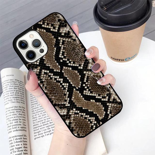 Snake Skin Phone Case For Apple iPhone 17 Air Pro Max Plus Coque For iPhone 17 Air 14 15 16 13 12 Max Cover