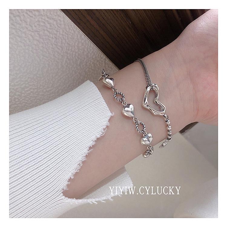 Korean Geometric Heart Bracelet: Retro Fashion for Women