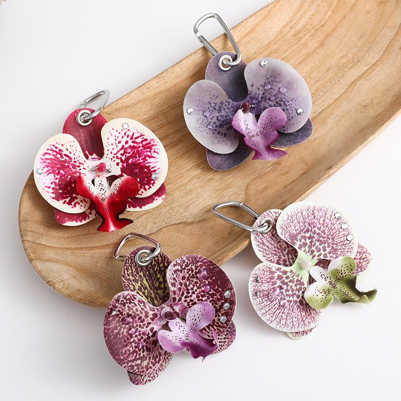 Nádherná klíčenka s orchidejí Phalaenopsis Kreativní přívěsek se simulovanou květinou Dekorace na batoh Dárky
